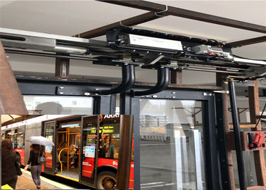 敏感な端の純粋な電気バスのための滑走のプラグ ドアの乗客の保護